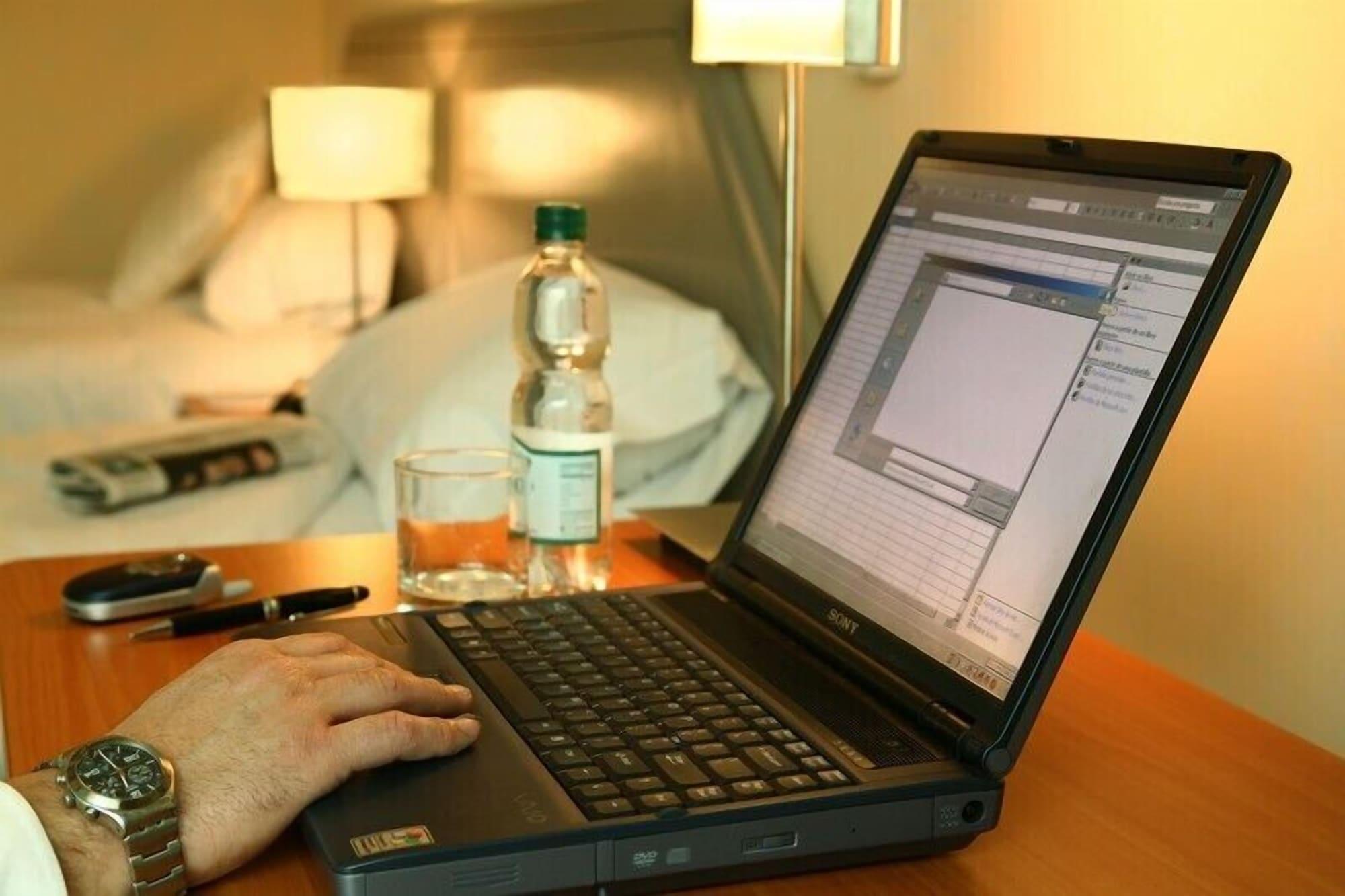 Hotel Eurotel El Bosque Santiago Eksteriør bilde